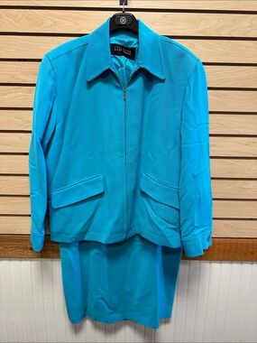 Ellen Tracy Bright Turquoise Zip Jacket and Matching Skirt